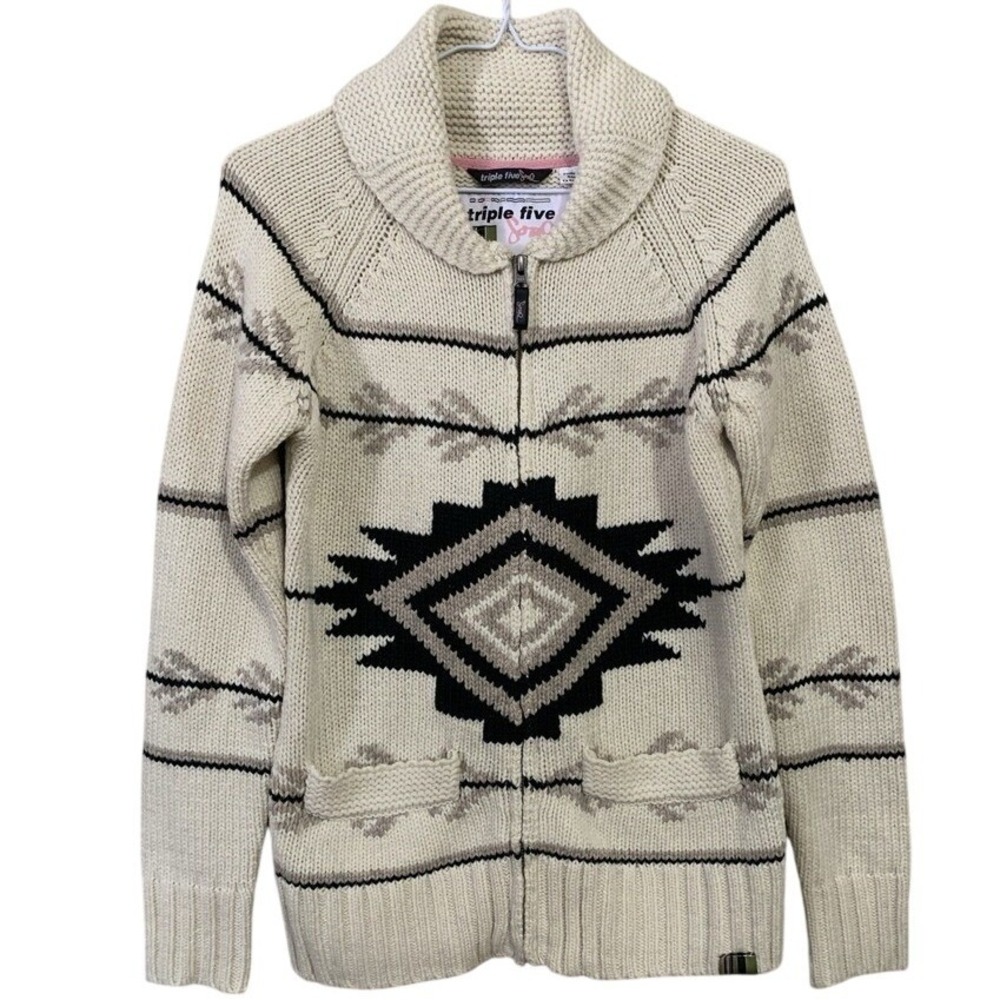 Triple Five Soul Cowichan Style Cardigan Sweater Women's L  (Fits Smaller)‎